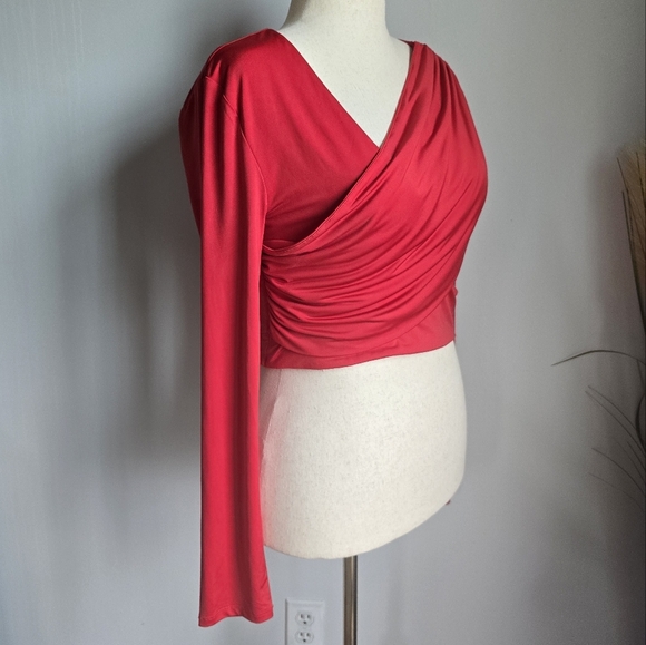 Revolve x H:ours Cherry Red Cyn Crop Wrap Cut-out Top Asymmetric, Womens SZ XL - Picture 5 of 12